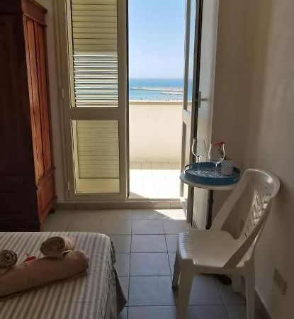 Sicilia Mare Ξενοδοχείο Porto Palo Εξωτερικό φωτογραφία